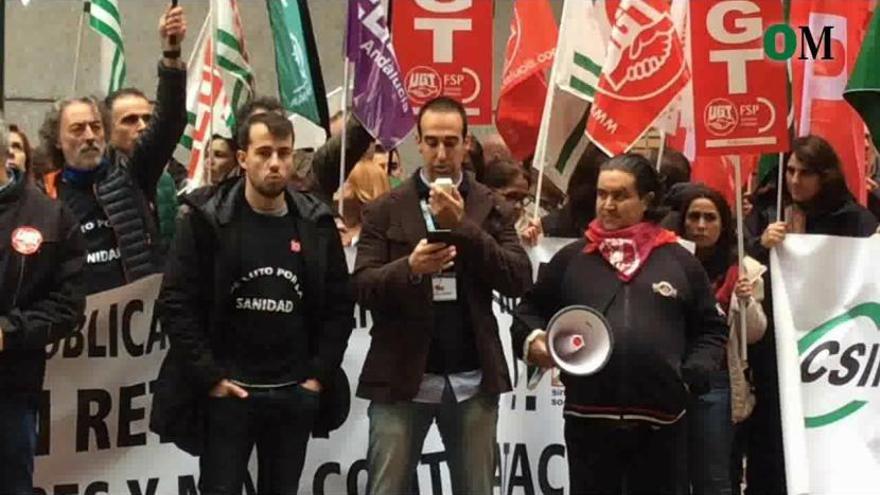 Protestas sanitarias en el ambulatorio de la calle Sevilla