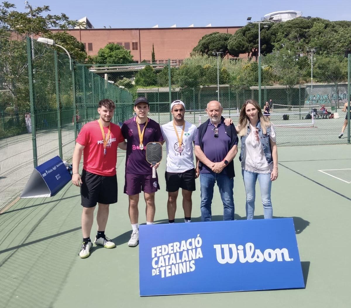 Participants i finalistes de la segona prova de la Copa Catalunya de Pickleball 2026, disputada al Club Tennis Vall d’Hebron de Barcelona