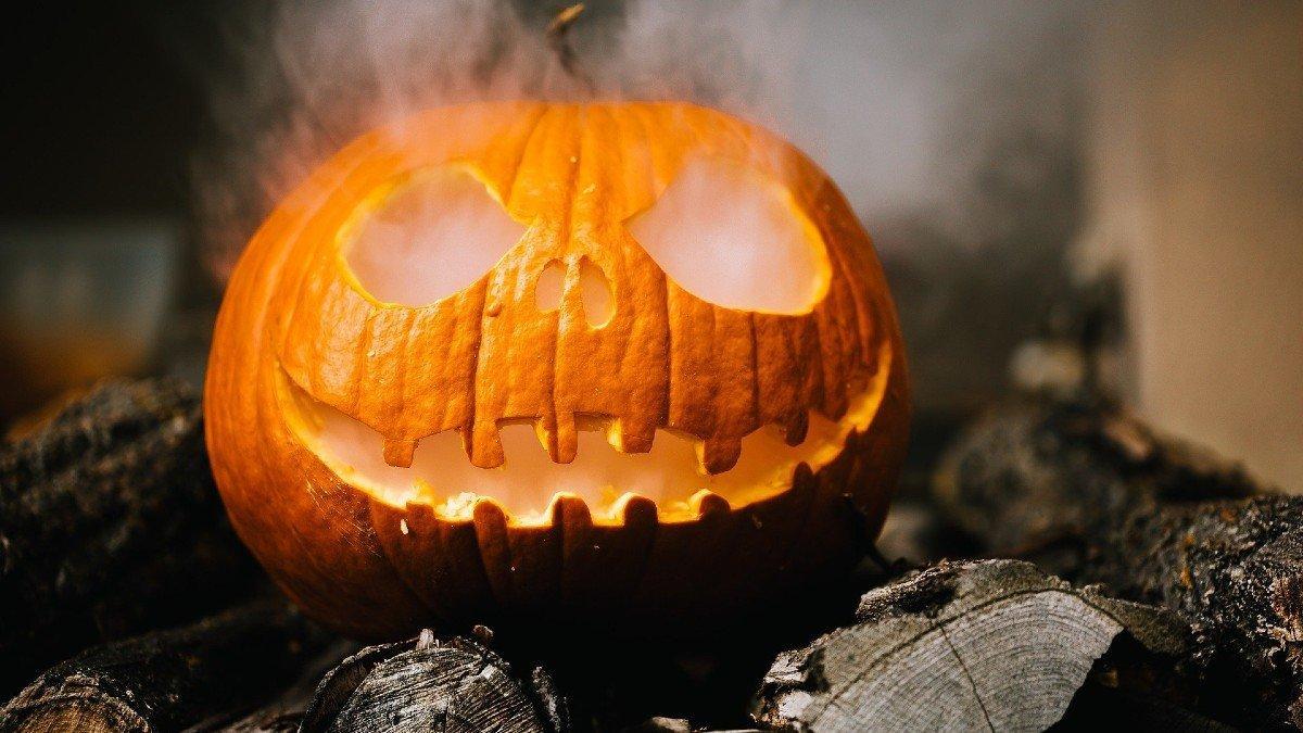 Noche de Halloween y día de Todos los Santos. ¿Qué relación existe?