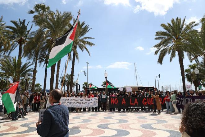 Así ha sido la manifestación de "No a la guerra"