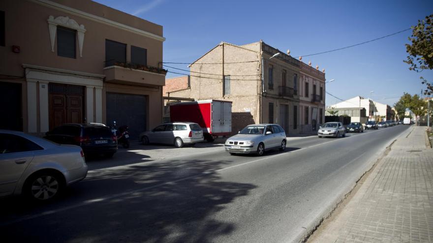 Poble Nou, ubicado a ambos lados del Camino de Moncada, en l´Horta Nord.