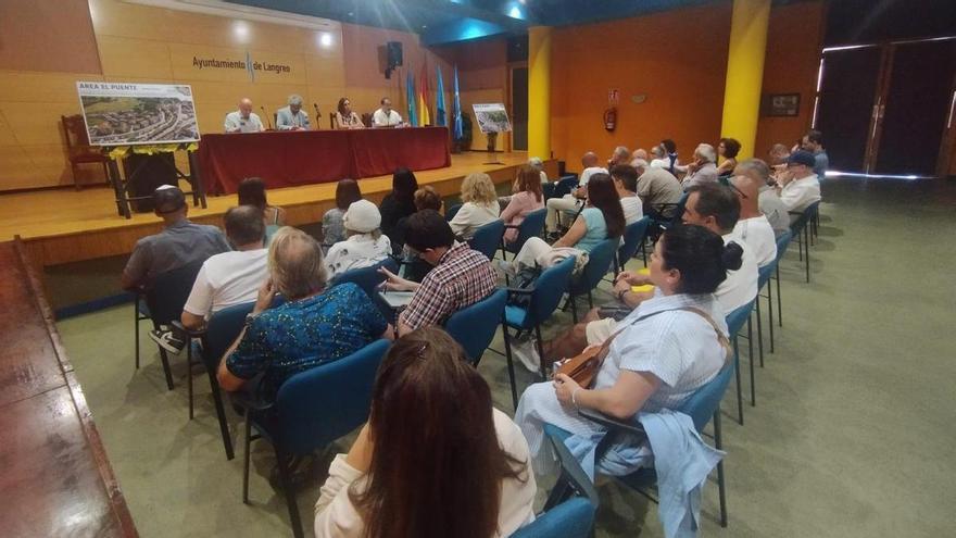 El Ayuntamiento de Langreo celebra la apertura del "diálogo" social sobre el proyecto urbanístico del barrio de El Puente: "No habrá imposición"