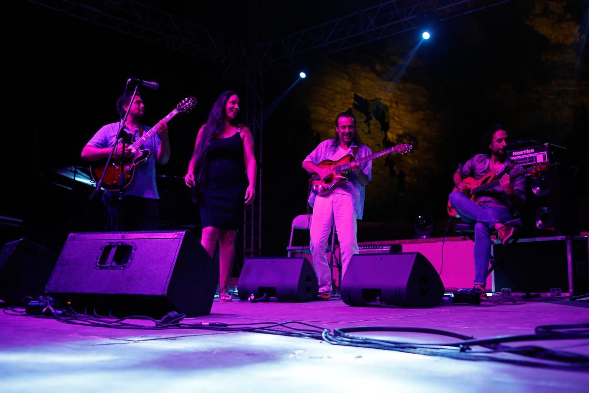 Jazz bajo la muralla en las Festes de la Terra