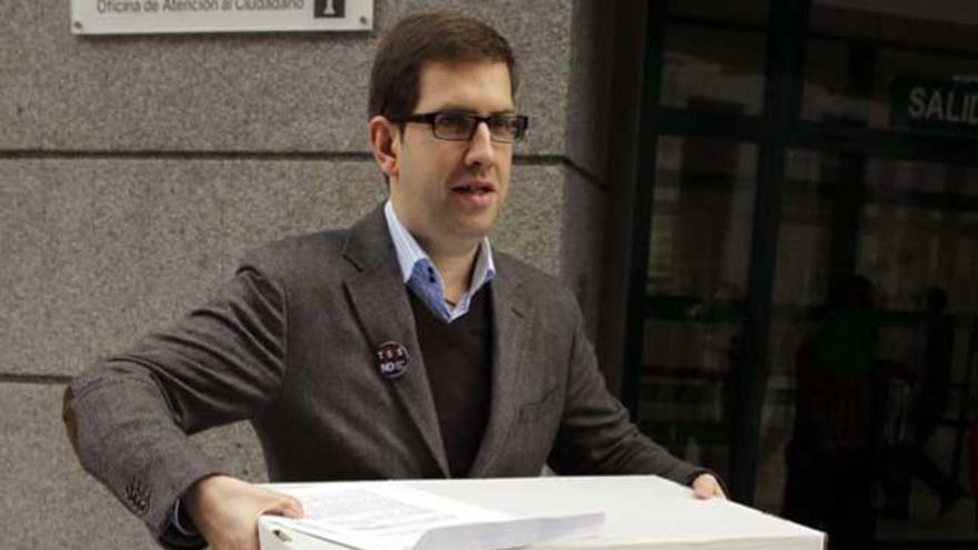 Fabián Valero, el abogado vigués impulsor de la recogida de más de 170.000 firmas en Internet