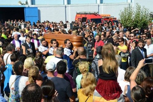 Moaña y el mundo del motor acompañan a Dani Rivas en su funeral