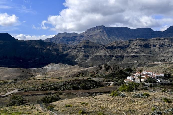 GRAN CANARIA 26-01-2019  SANTA LUCIA DE TIRAJANA-SAN BARTOLOME DE TIRAJANA. Fotos al macizo de Amurga. Fotos a los terrenos de la familia de Román comprados por el Cabildo.  FOTOS: JUAN CASTRO