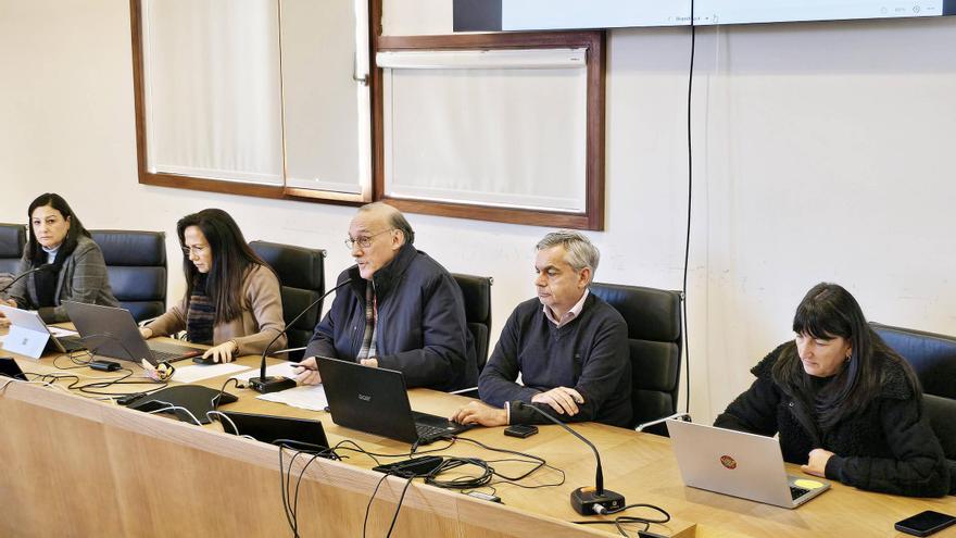 La UVigo aprueba el acuerdo de Medicina como un escalón hacia una descentralización «más potente»