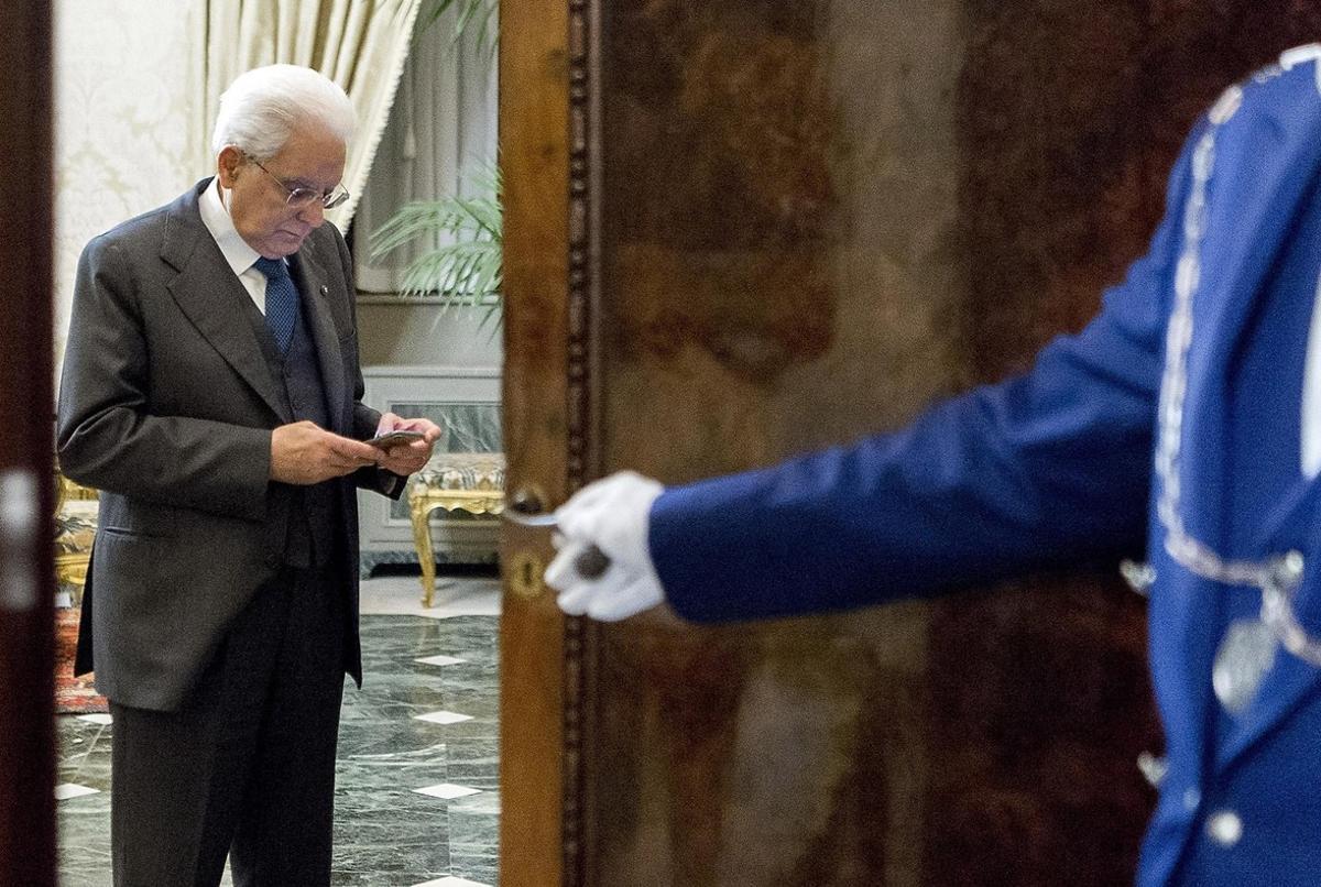 El presidente italiano Sergio Mattarella disuelve el parlamento