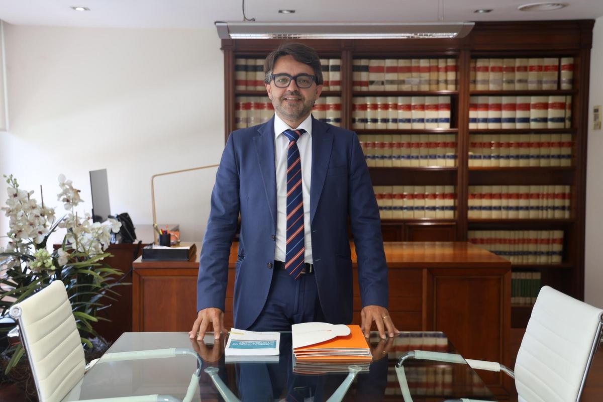 Víctor Riera ha logrado que la Comisión Europea inste a acabar con la discriminación fiscal de los eurofuncionarios.