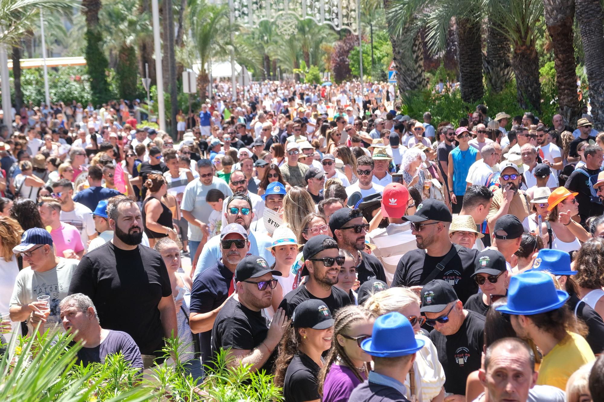 Así ha sido la primera mascletá a concurso de Pirotecnia Ferrández para las fiestas de Elche