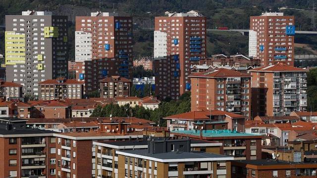 El Govern ultima el decret per contenir els lloguers i augmentar l’habitatge assequible