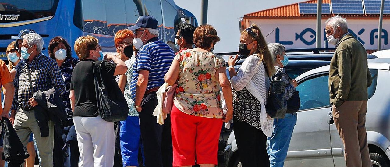 Los grovenses y sus visitantes ya pueden desplazarse en el Grobús.