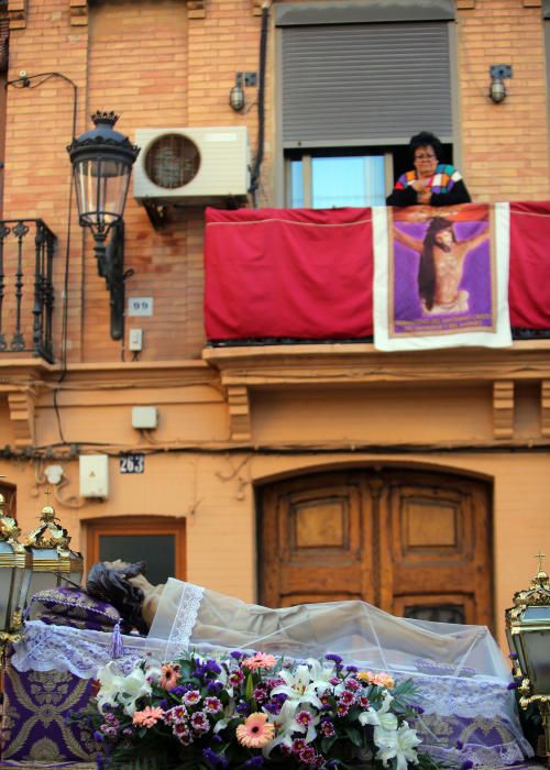 Procesión del Cristo Yacente en el Cabanyal