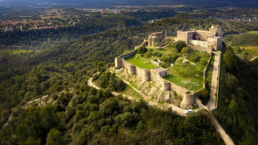 Anoia Turisme llança un concurs mensual per guanyar el joc de taula Terra de Castells