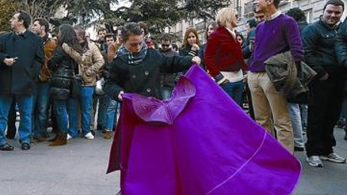 Concentración ante el Congreso a favor de las corridas de toros, ayer.