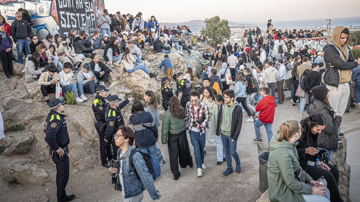 Nuevo desalojo de los búnkeres del Carmel