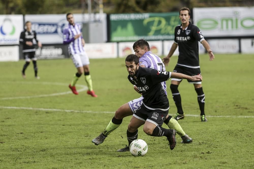 El partido entre el Lealtad y el Valladolid B, en imágenes