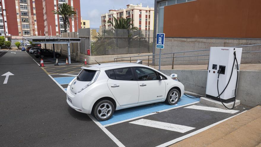 La red de recarga de vehículos eléctricos suma 30 estaciones