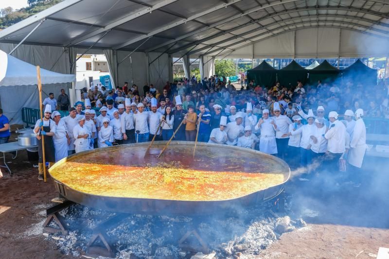 Macropaella popular en Fontanales