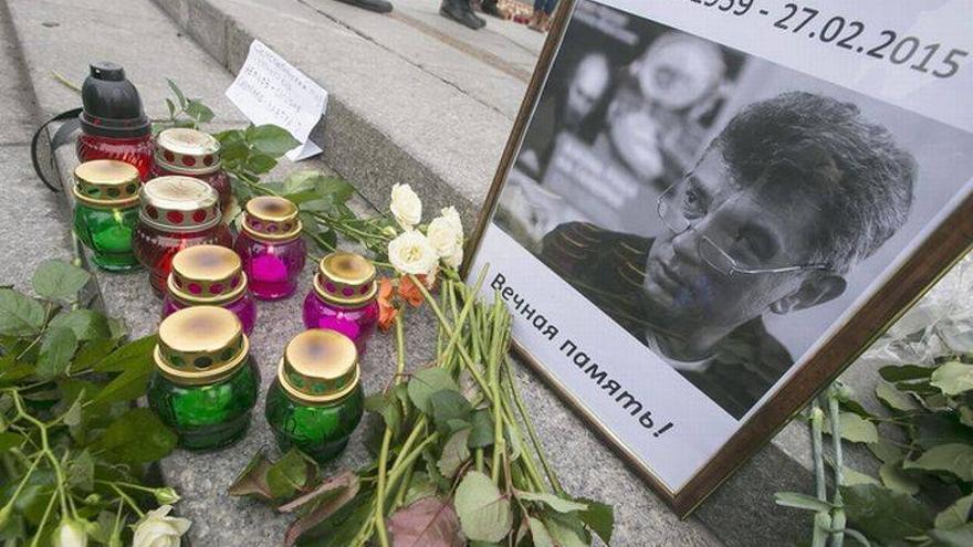 El Kremlin califica de &quot;monstruoso&quot; el asesinato de Nemtsov