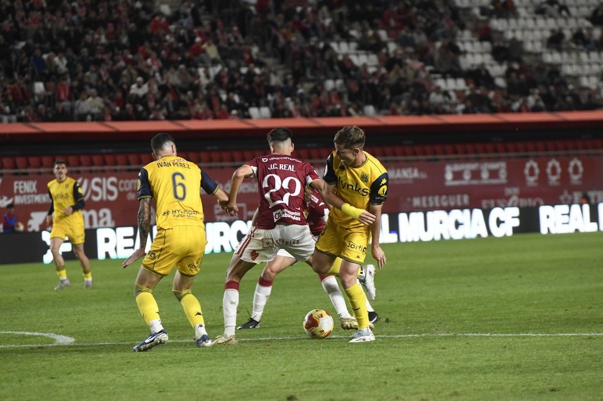 Revive la victoria del Real Murcia frente al Alcorcón, en imágenes