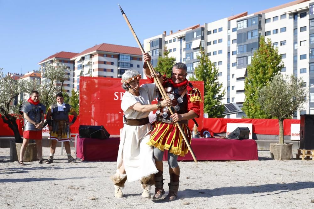 Centenares de familias acuden al Vicus Spacorum de Navia para disfrutar de talleres, atracciones y mercados basados en la época romana.