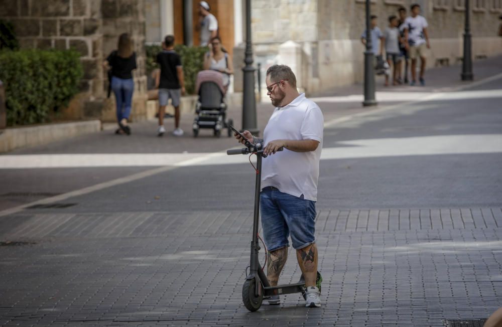 Los vehículos eléctricos personales, cada vez más habituales en Palma