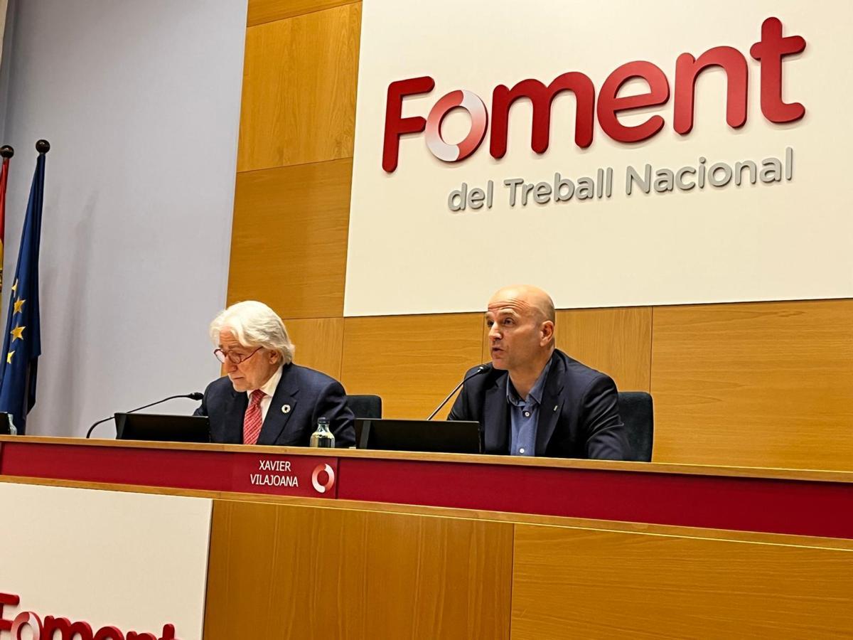 El presidente de Foment del Treball, Josep Sánchez Llibre, y Xavier Vilajoana, presidente de APCE.