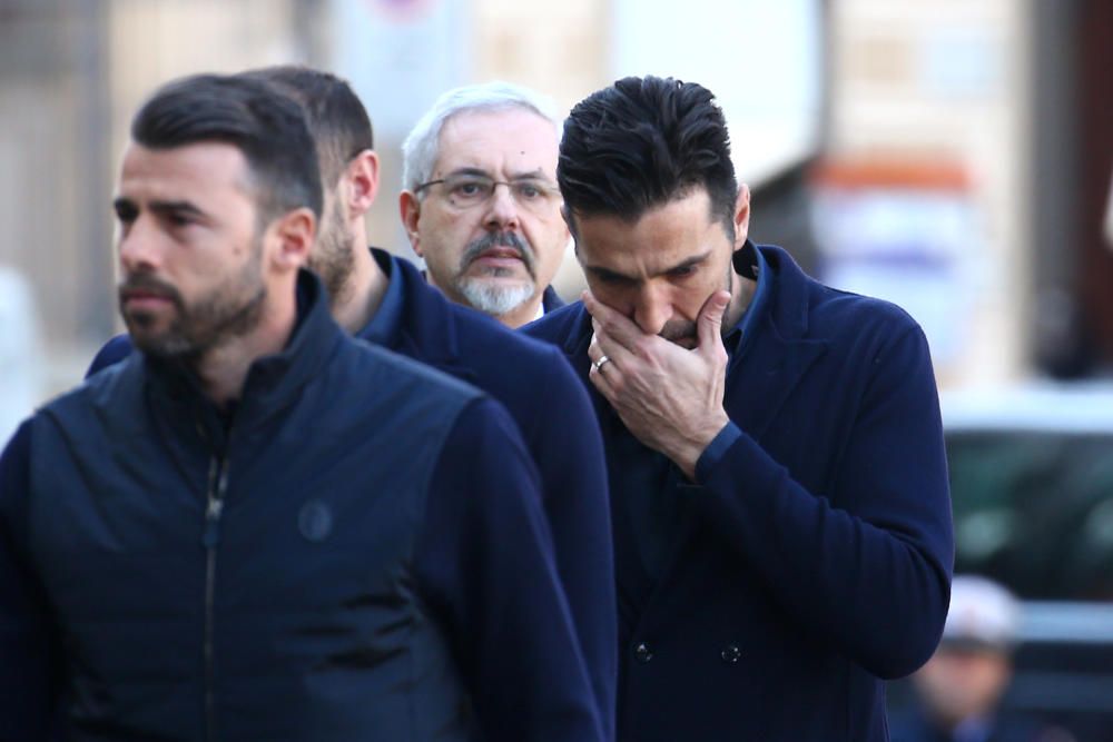 Italia: Multitudinario funeral de Astori