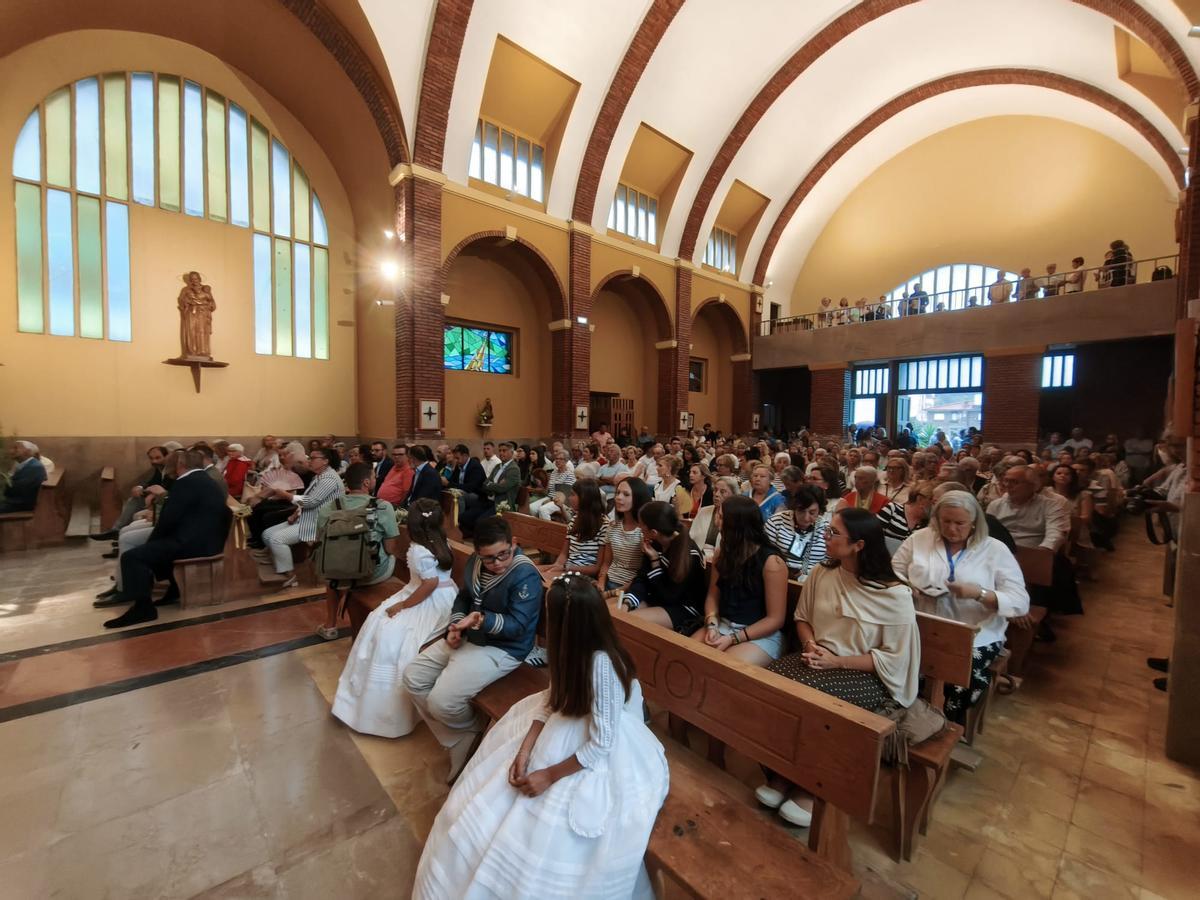 Así fue la multitudinaria procesión del Carmen en San Esteban, en Muros de Nalón