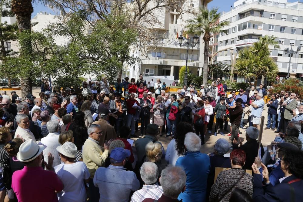 Los pensionistas se manifiestan en Torrevieja