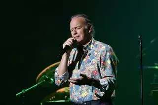 El concierto de Bertín Osborne en el teatro de la Laboral, en imágenes