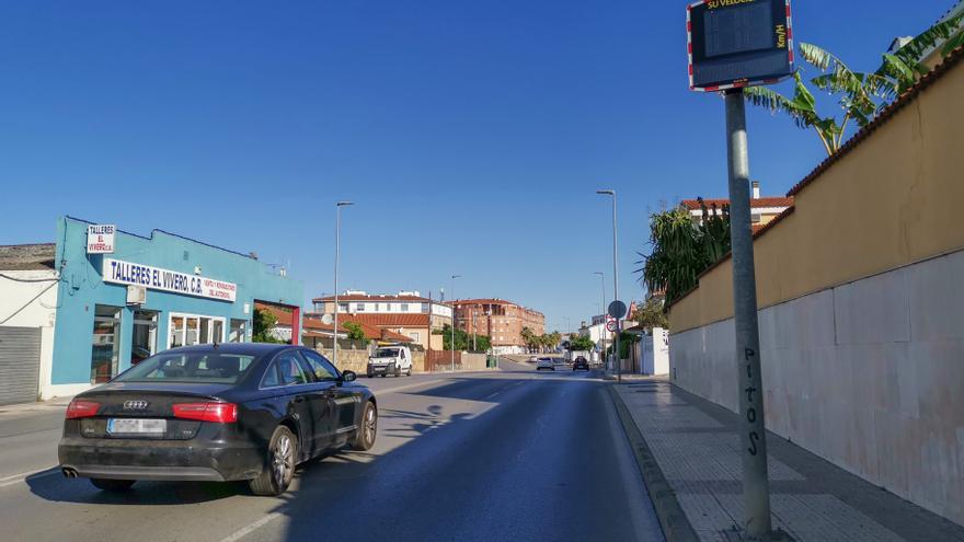 El Ayuntamiento de Badajoz instala 8 radares pedagógicos más y tiene previstos otros 16