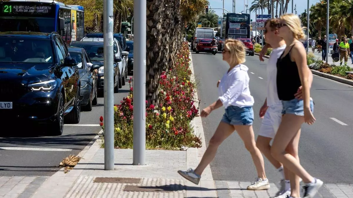 Cuando el aire del puerto de Alicante "está cargado": qué está pasando realmente
