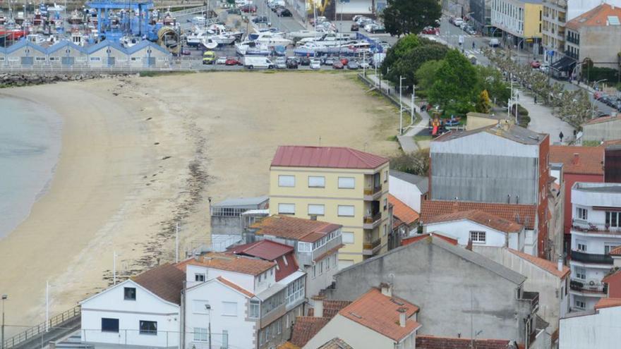 Una vista de Banda do Río desde la zona de Can do Penedo.