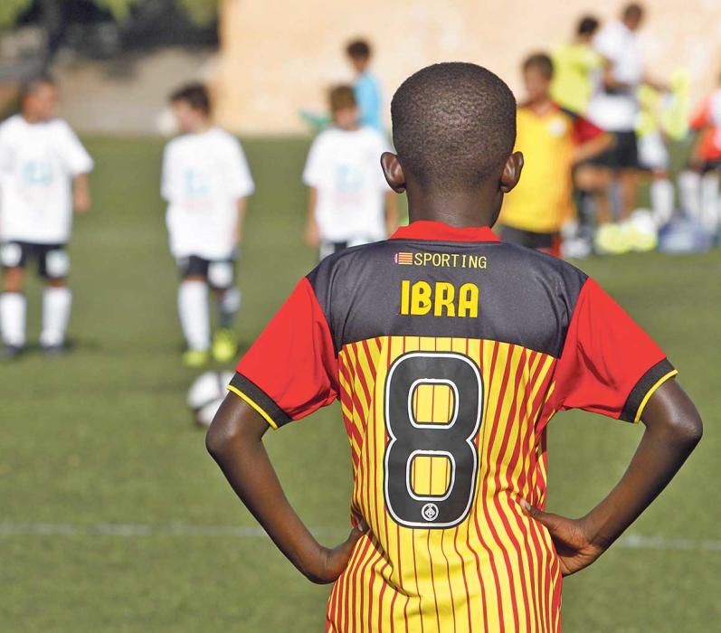 El fútbol arranca el primero