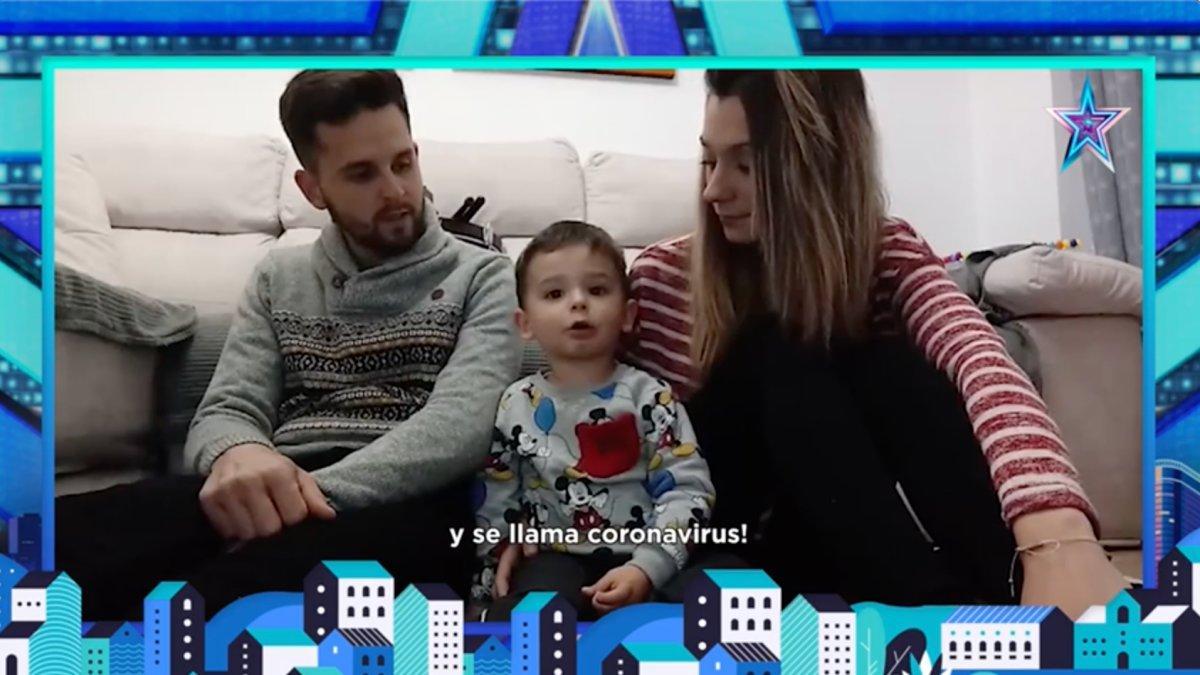 Hugo Molina y sus padres en la nueva entrega de 'Got Talent en casa'