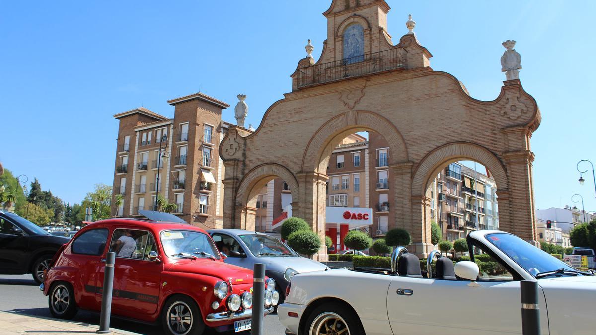 Concentración de coches clásicos en Antequera