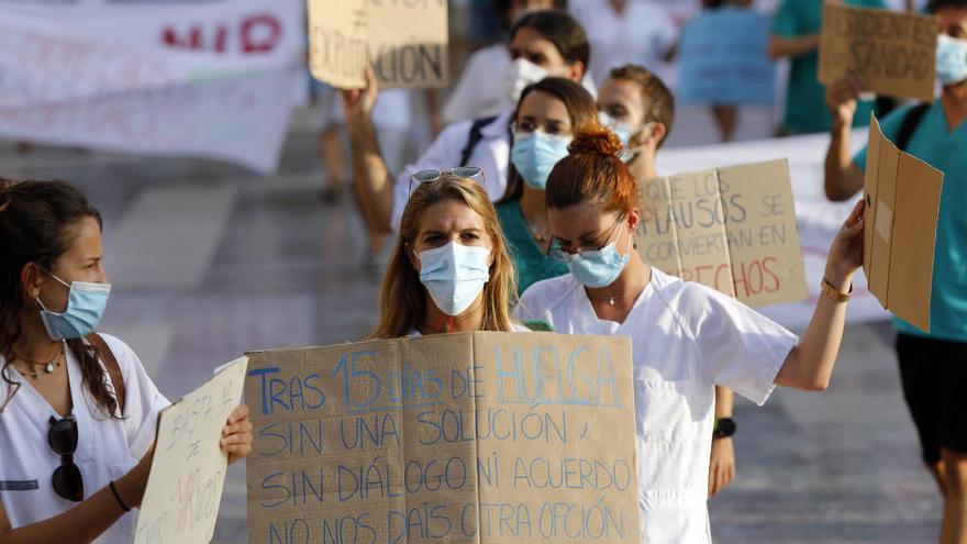 Los MIR de la Comunitat Valenciana rechazan el Foro de Sanidad al no incluirles