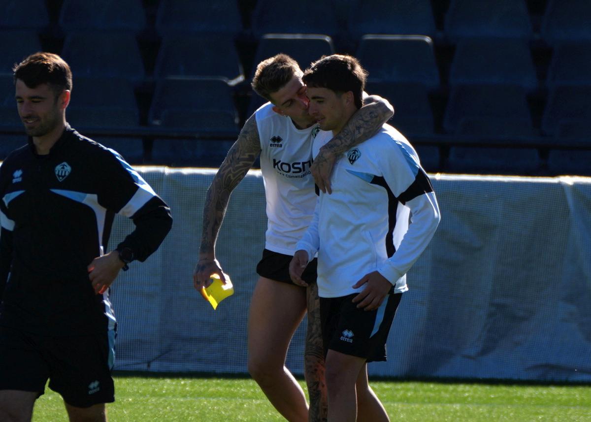 ¡Atención máxima! El entrenamiento previo en el SkyFi Castalia antes del Castellón-Almería