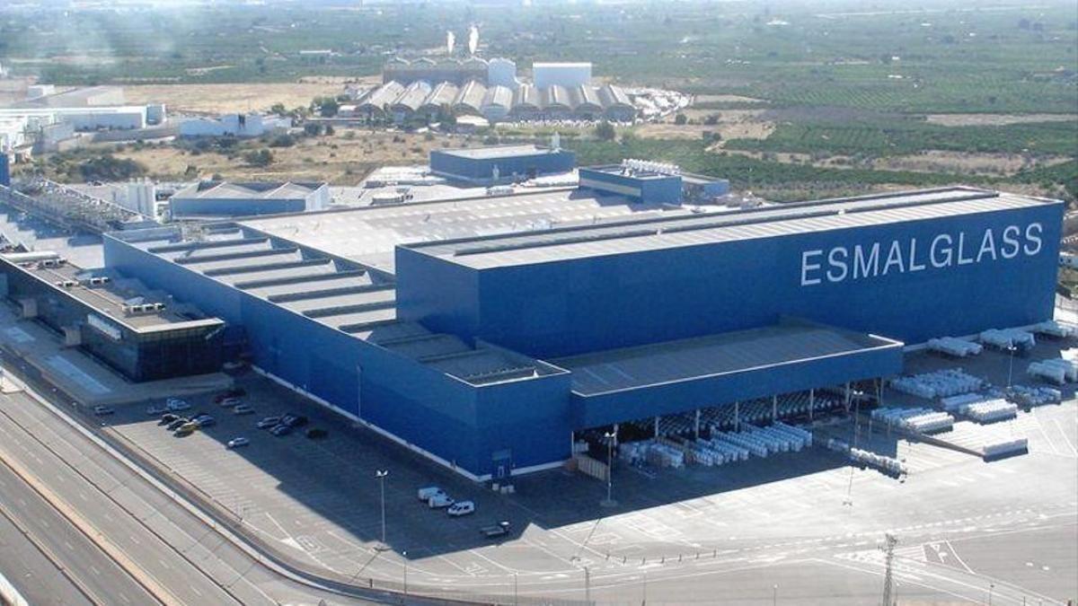 Imágen aérea de las instalaciones de la firma Esmalglass, del grupo Altadia, en una imagen de archivo.