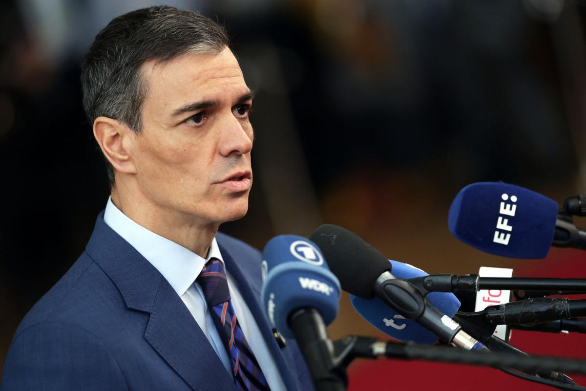 Brussels (Belgium), 19/03/2026.- Spain's Prime Minister Pedro Sanchez arrives for a formal meeting of the members of the European Council in Brussels, Belgium, 19 March 2026. Leaders are expected to discuss the situation in the Middle East and Iran, continued support for Ukraine, European competitiveness, defence readiness and migration amid rising geopolitical and economic tensions. (Bélgica, España, Ucrania, Bruselas) EFE/EPA/OLIVIER MATTHYS