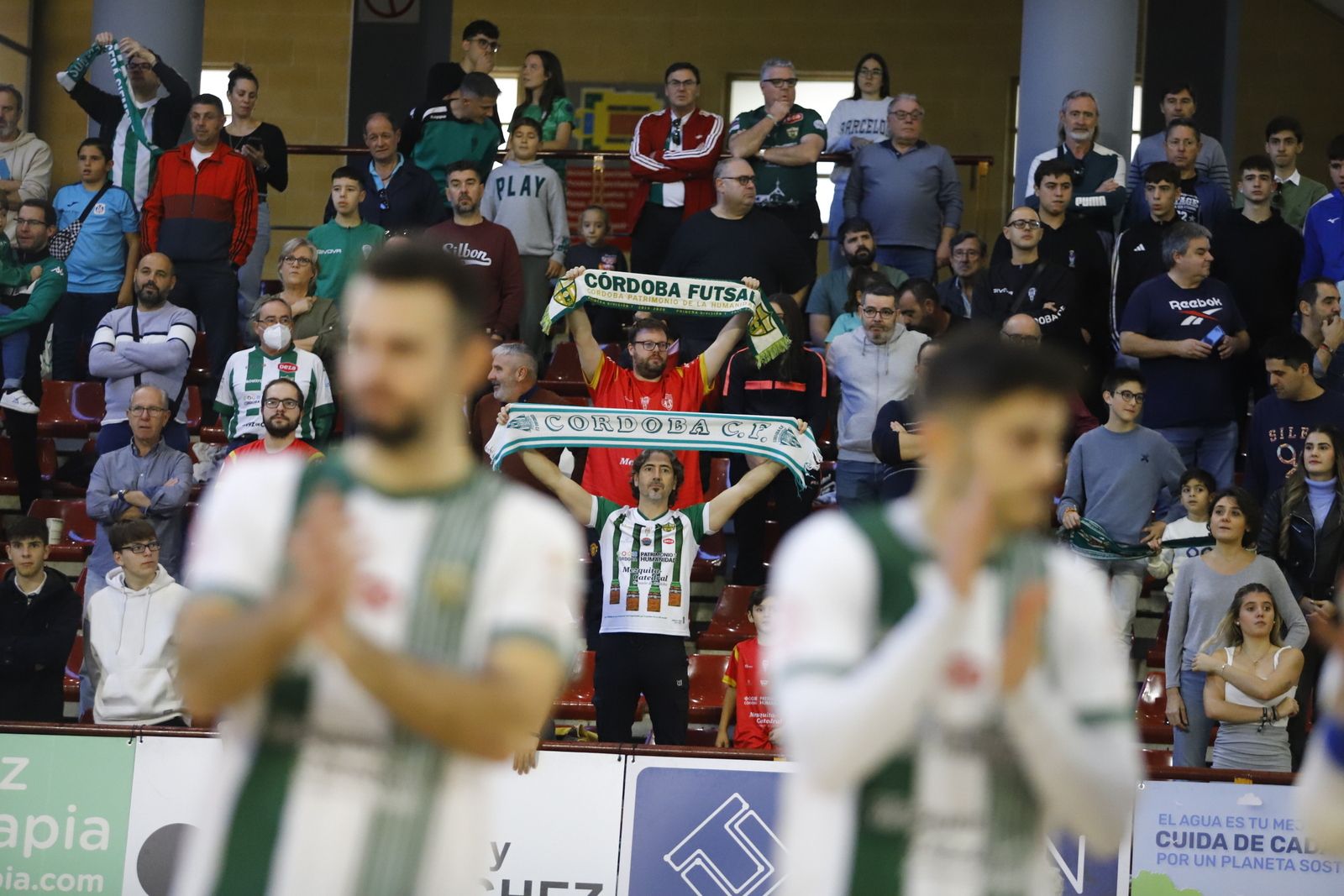 Córdoba Futsal-Burela | El partido en Vista Alegre, en imágenes