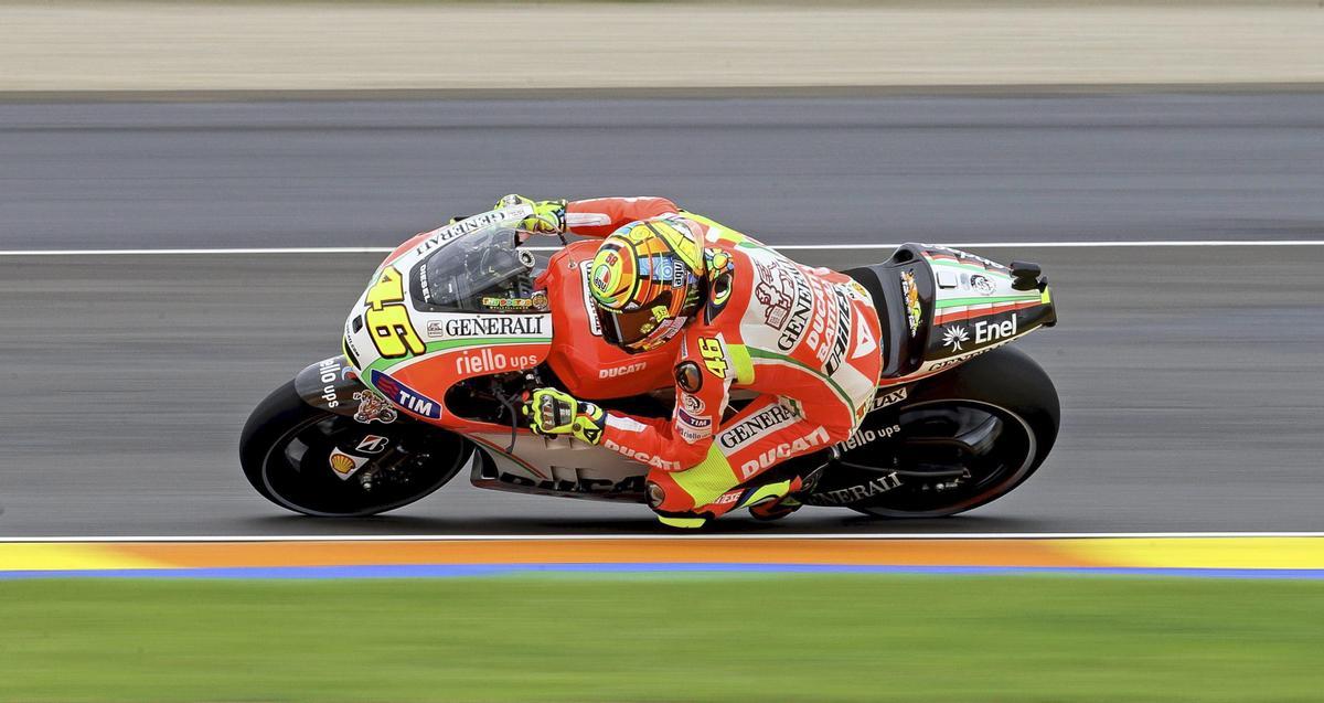 Valentino Rossi durante los entrenammiento libres del GP de Valencia de 2012.