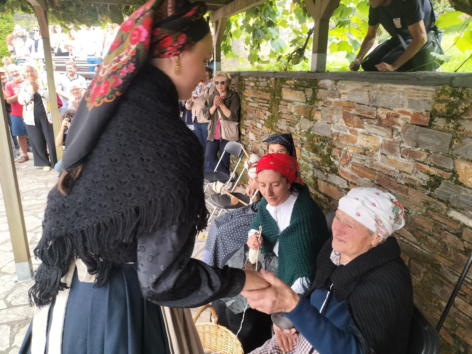 En imágenes: Santa Eulalia de Oscos encuentra a hilanderas y herreros