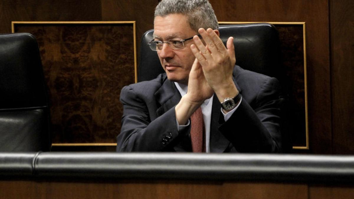 Ruiz Gallardon durante el pleno en el Congreso de los Diputados