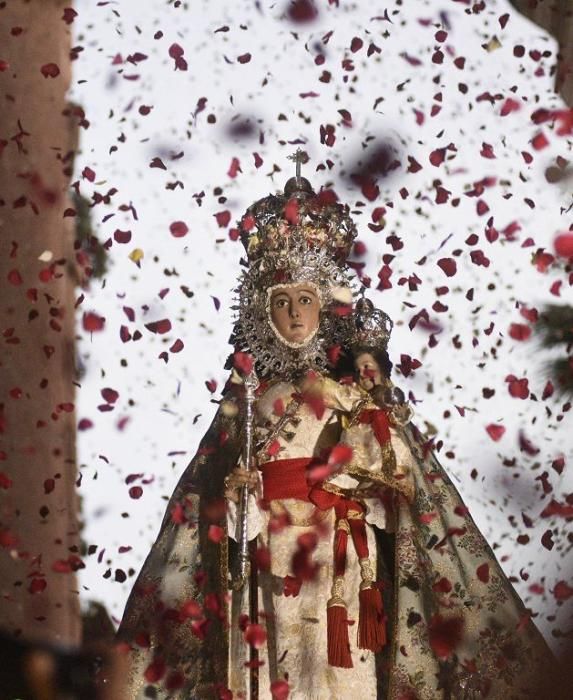 La Fuensanta baja en romería hasta la Catedral