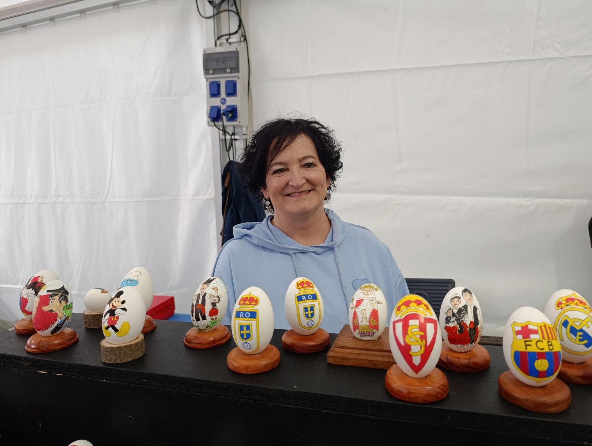 La Pola se llena de Güevos Pintos