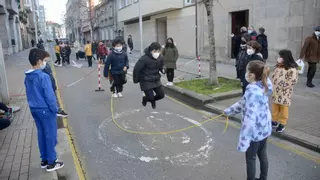 La Xunta recomienda el uso de mascarillas en los patios de los colegios