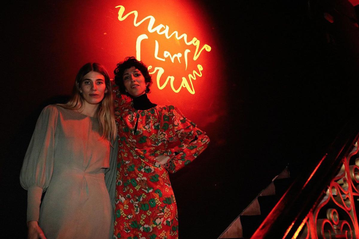 Veronika Heilbrunner y Yasmin Sewell en #MangoLovesMadrid